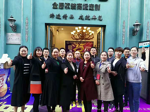 天猫助力双十一，巫山茄子视频APP污下载目标圆满达成，线上联动效果显著！